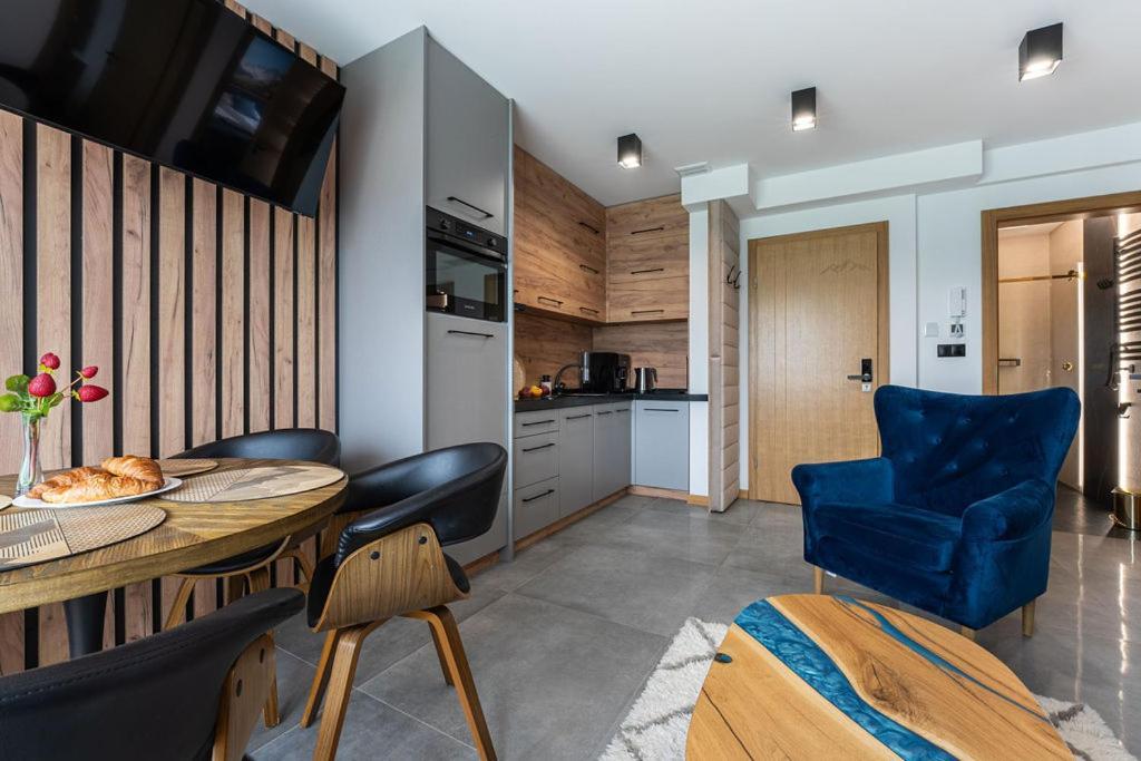Apartamenty Ksiezycowe Spa - Tatra View - Golden Apartments ザコパネ エクステリア 写真