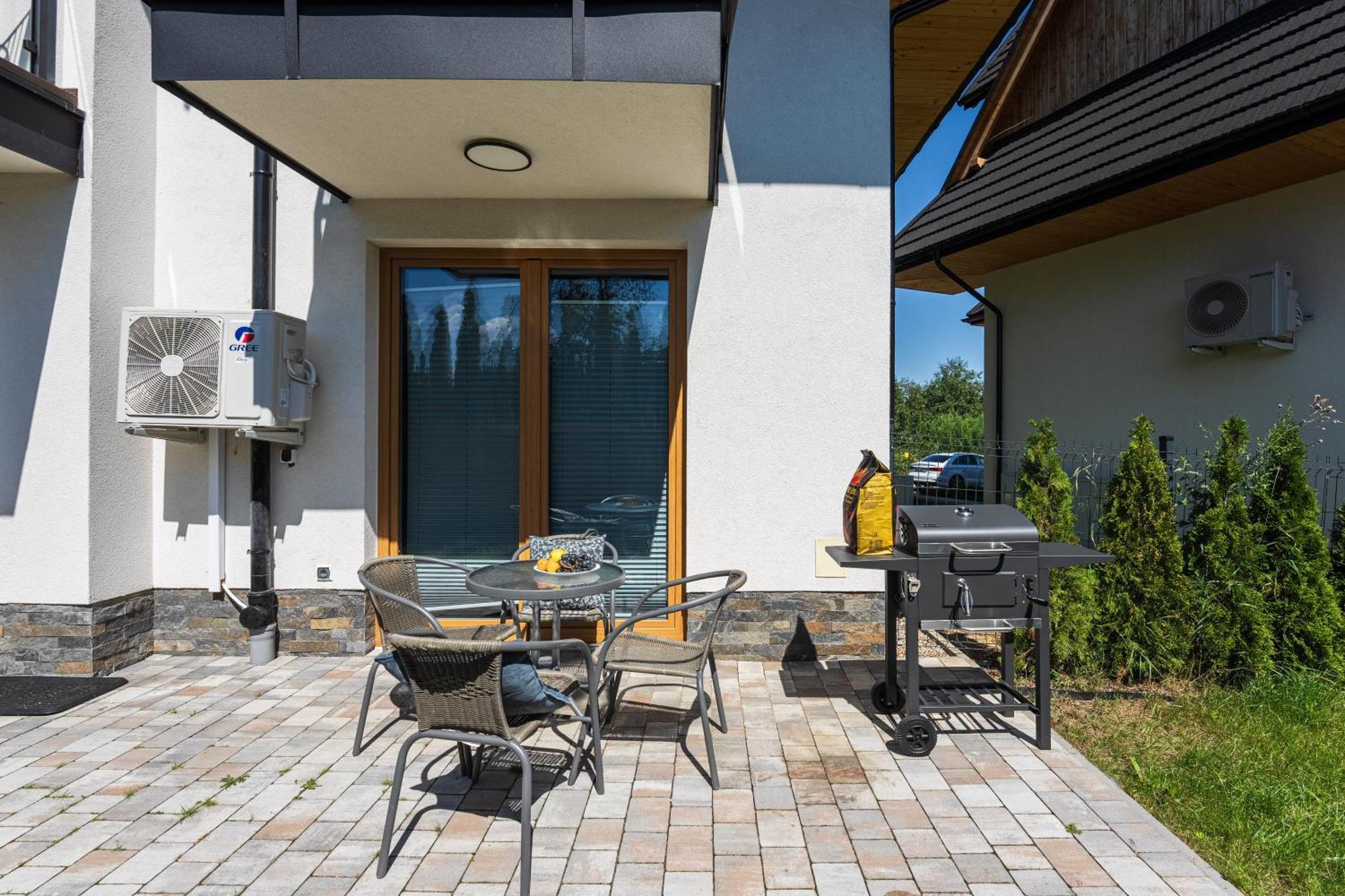 Apartamenty Ksiezycowe Spa - Tatra View - Golden Apartments ザコパネ エクステリア 写真