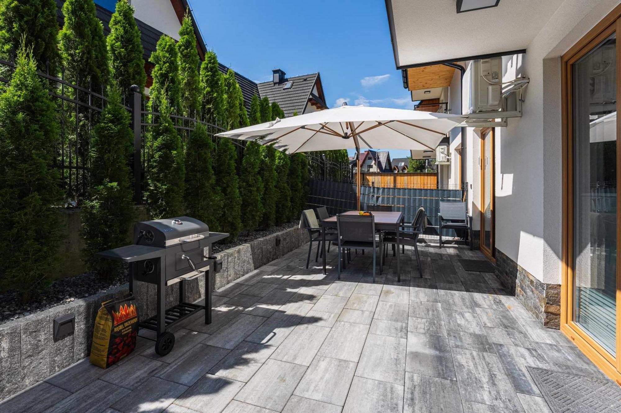Apartamenty Ksiezycowe Spa - Tatra View - Golden Apartments ザコパネ エクステリア 写真